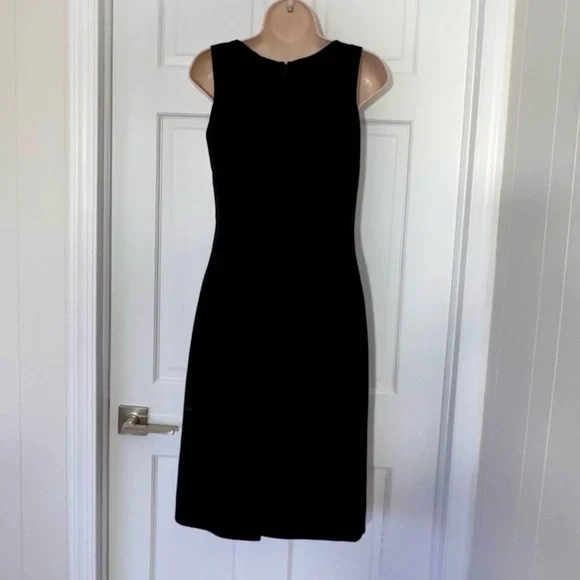 Ann Taylor Black Sleeveless V Neck Sheath Midi Dress Size 2 - Picture 4 of 7